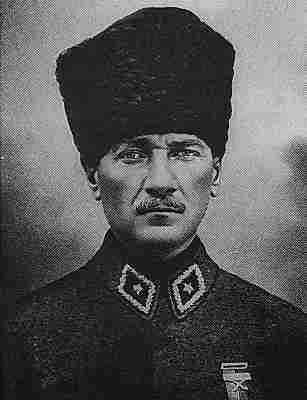 穆斯塔法·基马尔穆斯塔法·凯末尔（MustafaKemal Atatürk，又译基马尔）