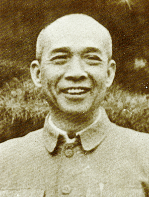 李富春